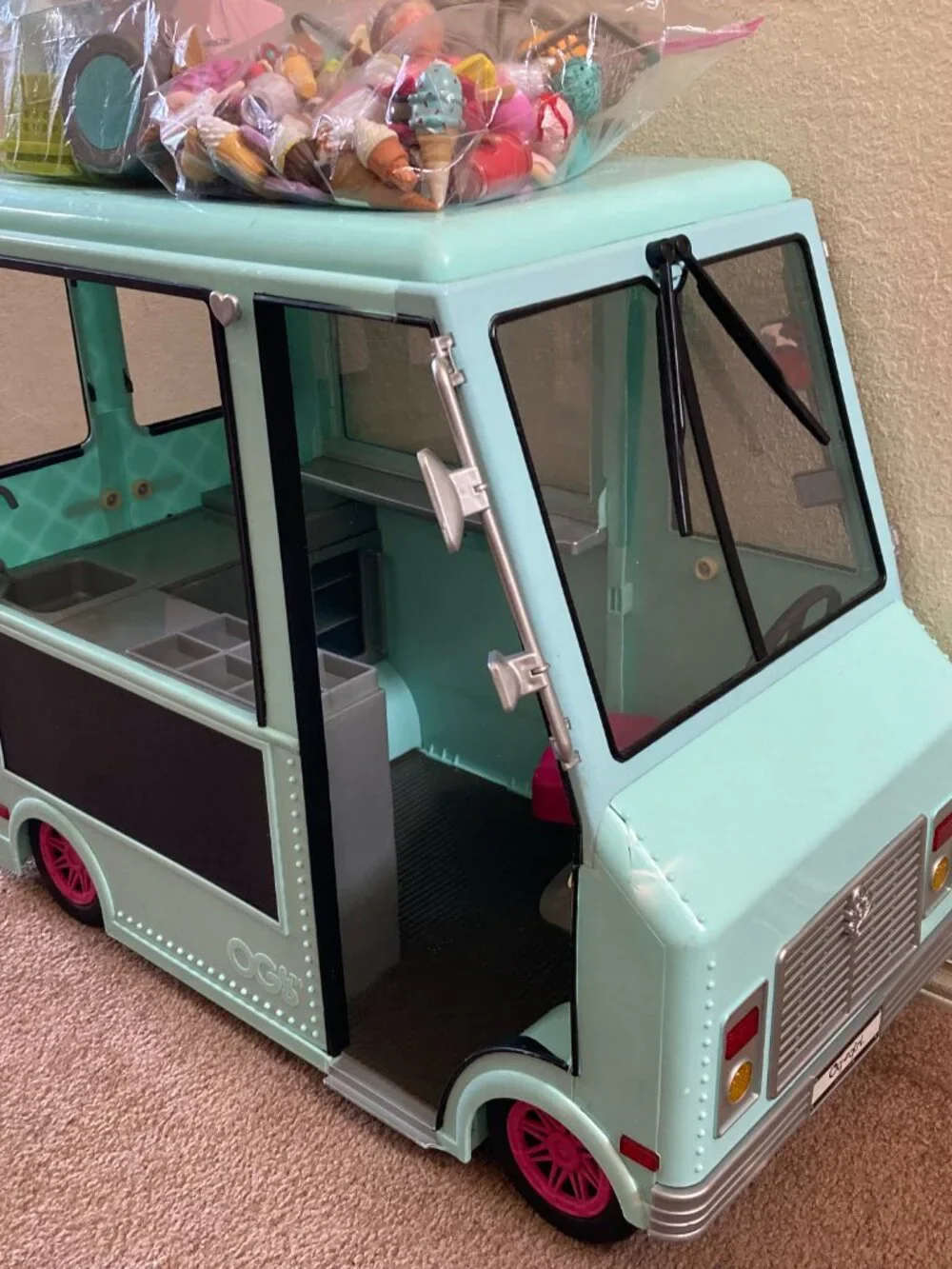 Our Generation Sweet Stop Ice Cream Truck